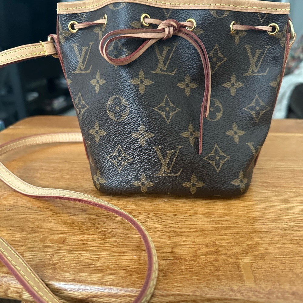 Louis Vuitton Brown Tan Crossbody Bag with Monogram Canvas (nano noe)